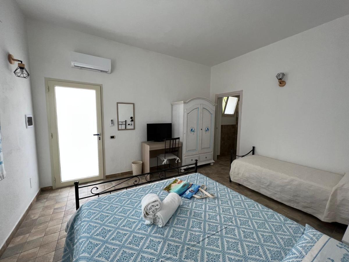 Casa Vacanze Mare Fuori 카포텔라 외부 사진